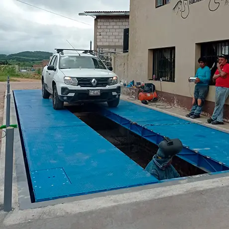 Sistemas de pesaje vehicular de diseño modular construidos con material IPR grado industrial para resistir flujos continuos de trafico pesado